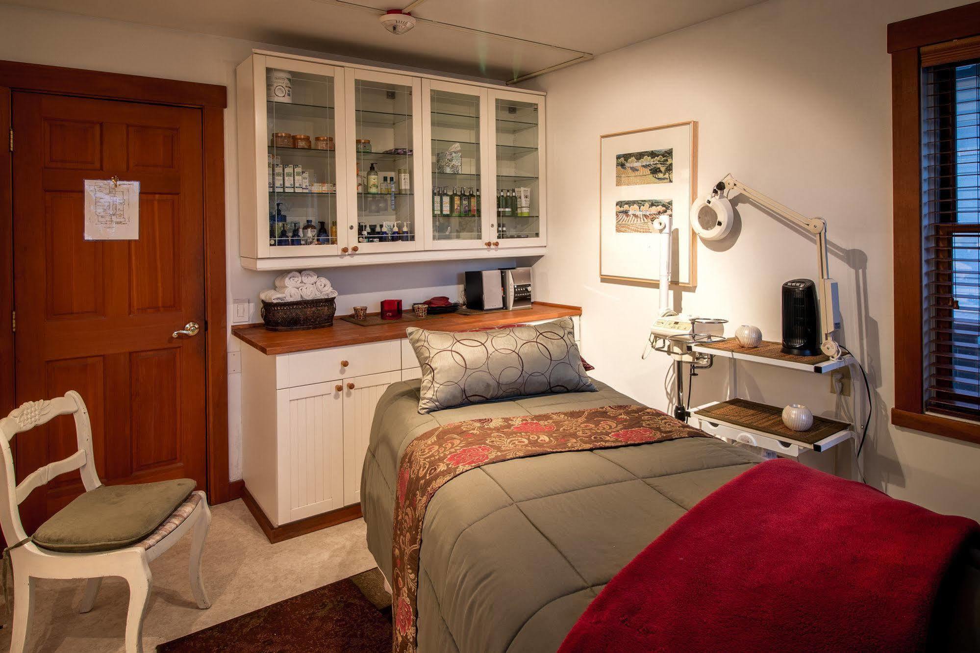 The Heron Inn And Day Spa La Conner Extérieur photo