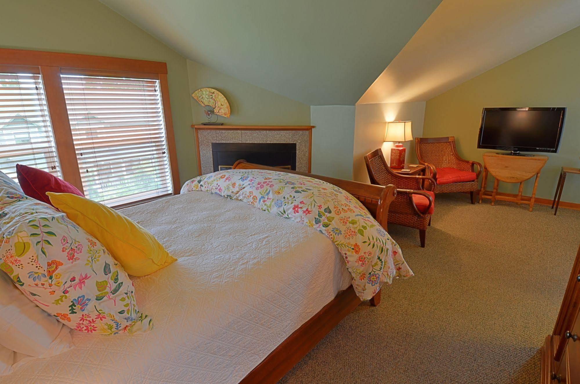 The Heron Inn And Day Spa La Conner Extérieur photo